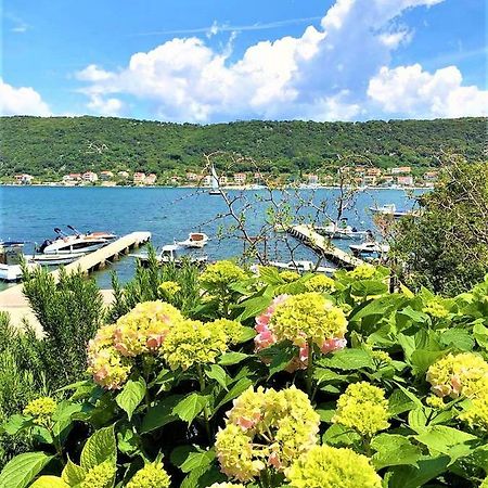 Apartments With Boat Mooring Marija Супетарська Драґа Екстер'єр фото